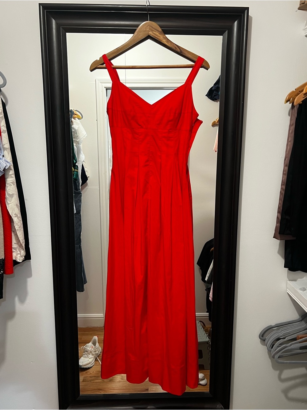 Red V-Neck Maxi Dress - Elegant Women's Evening Gown